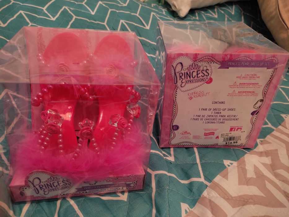 Korona i pantofelki dla księżniczki - 2 komplety 60zl