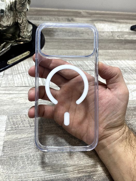 Чохол на iPhone 17 Pro Max з MagSafe!
