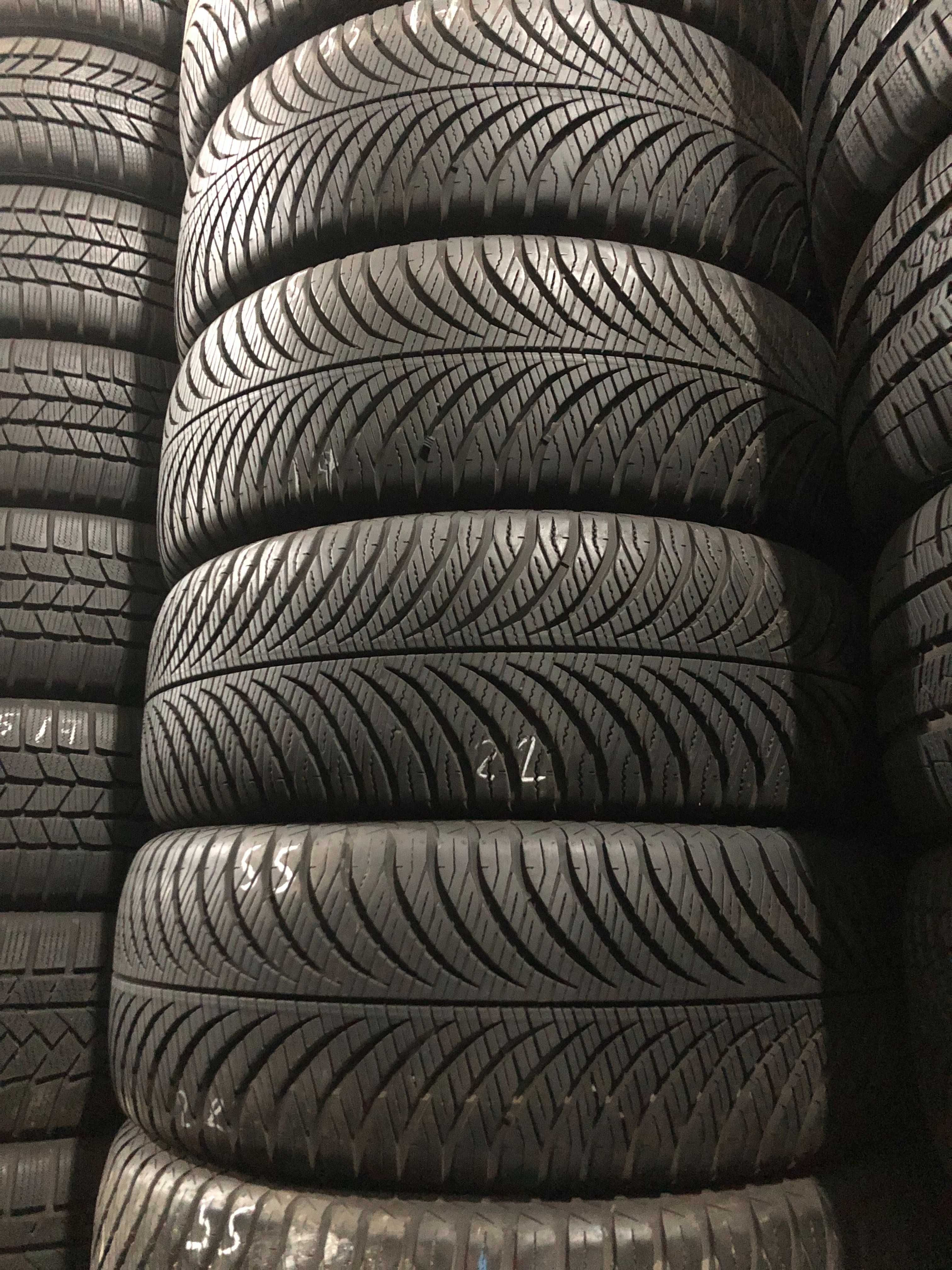 Шини 215/55 R17 Goodyear Vector 4 season Комплект