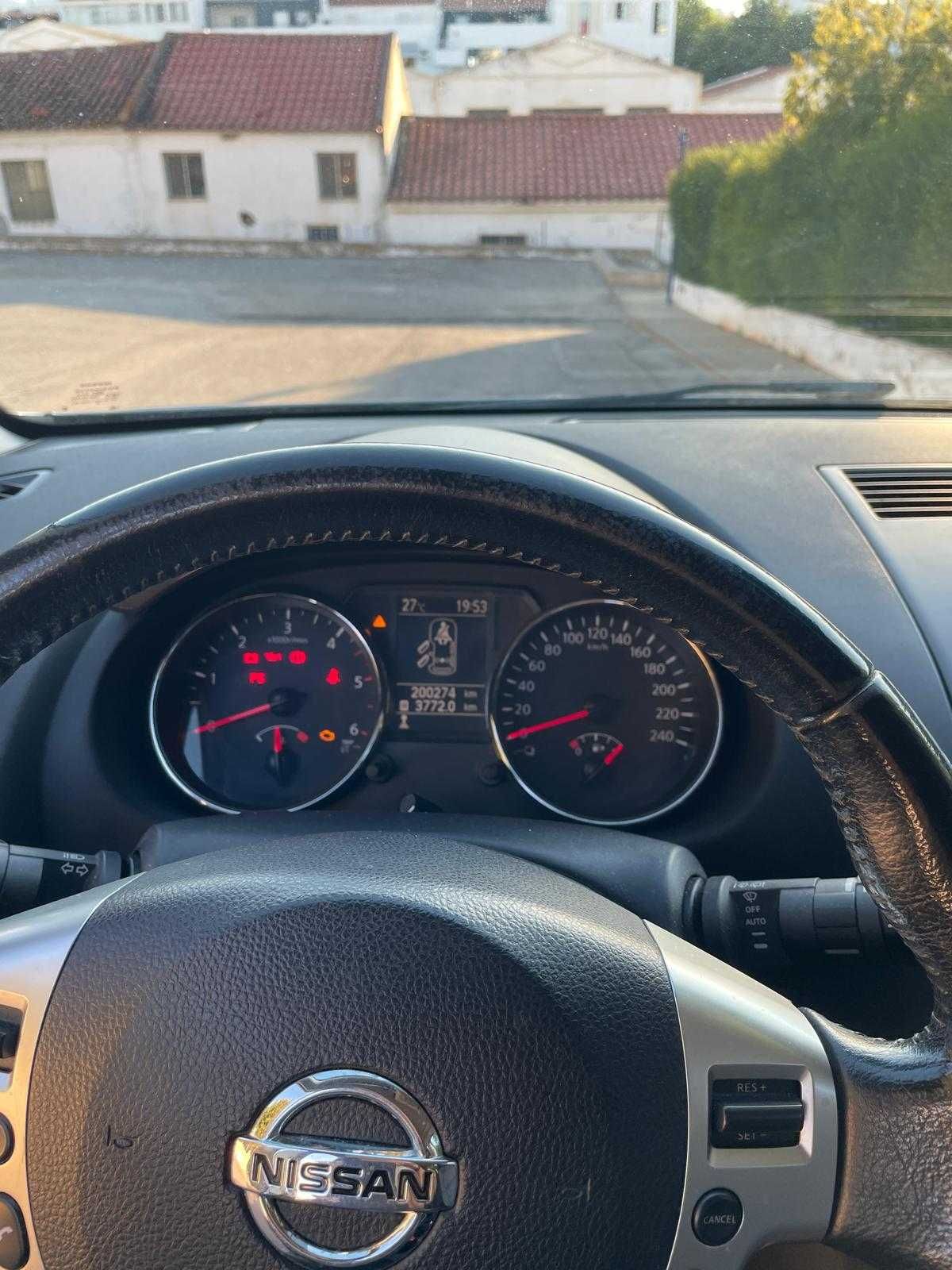 Nissan Qashqai + 2