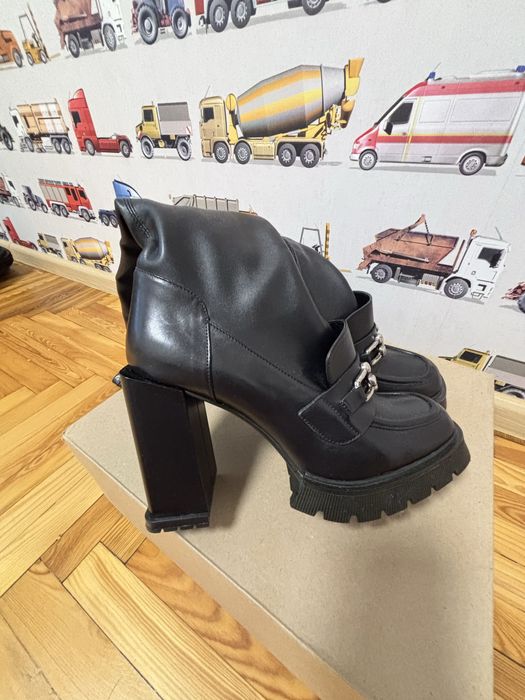 Шкіряні ботфорти чоботи attizzare