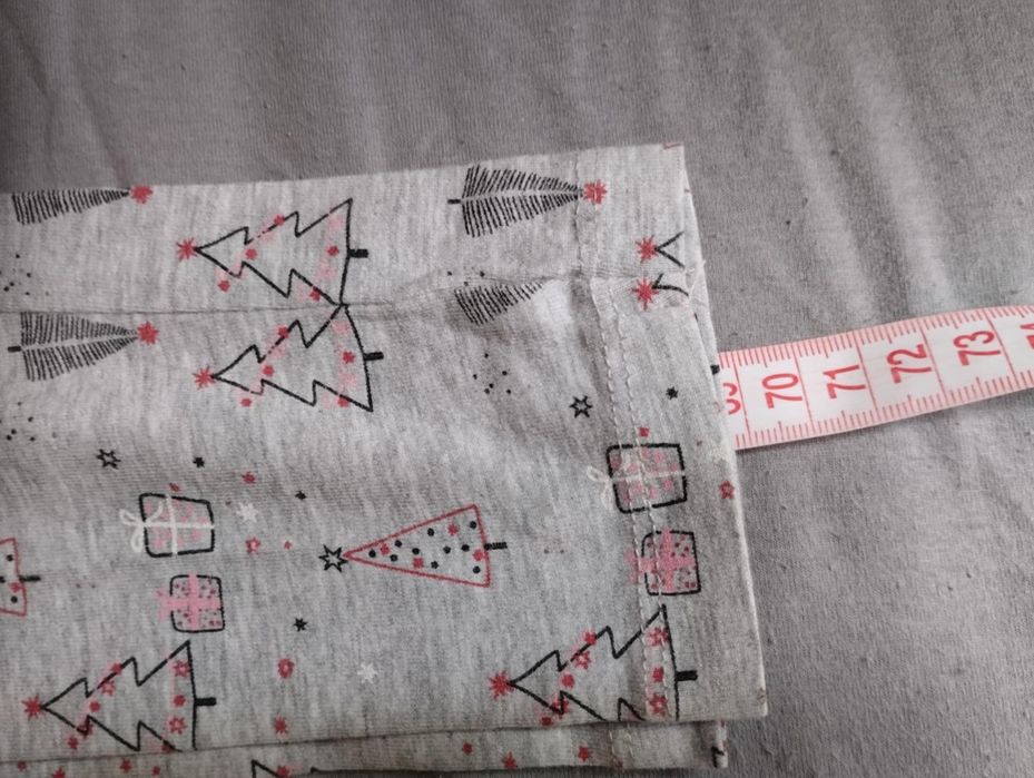 Świąteczne ubrania dla dziewczynki r 128/134