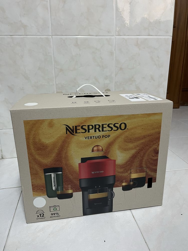 Máquina café Nespresso Vertuo
