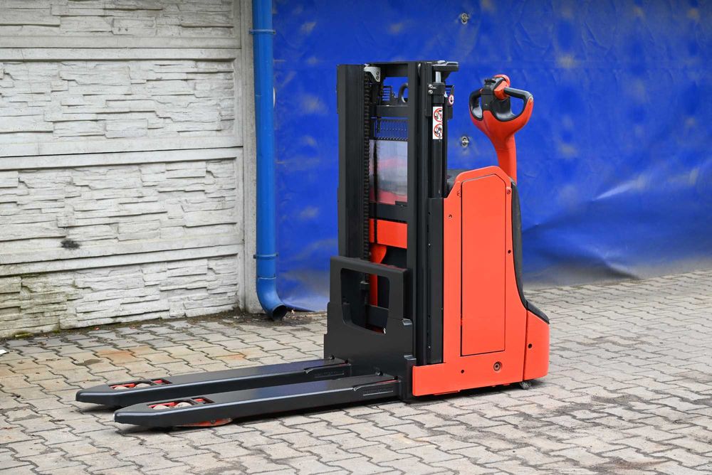 Paleciak elektryczny Linde D08 2017rok Wstępne podnoszenie FHP 396