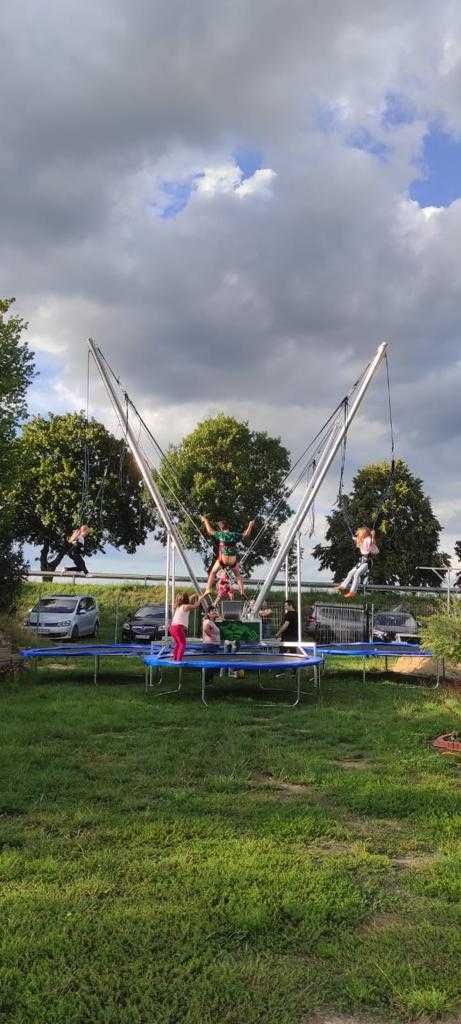 Zamki dmuchane zjeżdżalnie trampoliny - atrakcje dla dzieci wynajem