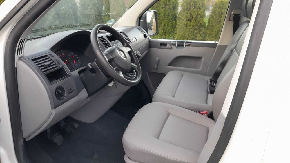 Volkswagen Transporter T5 2.5 TDI 3 Osobowy  Skrzynia Paka Prycza