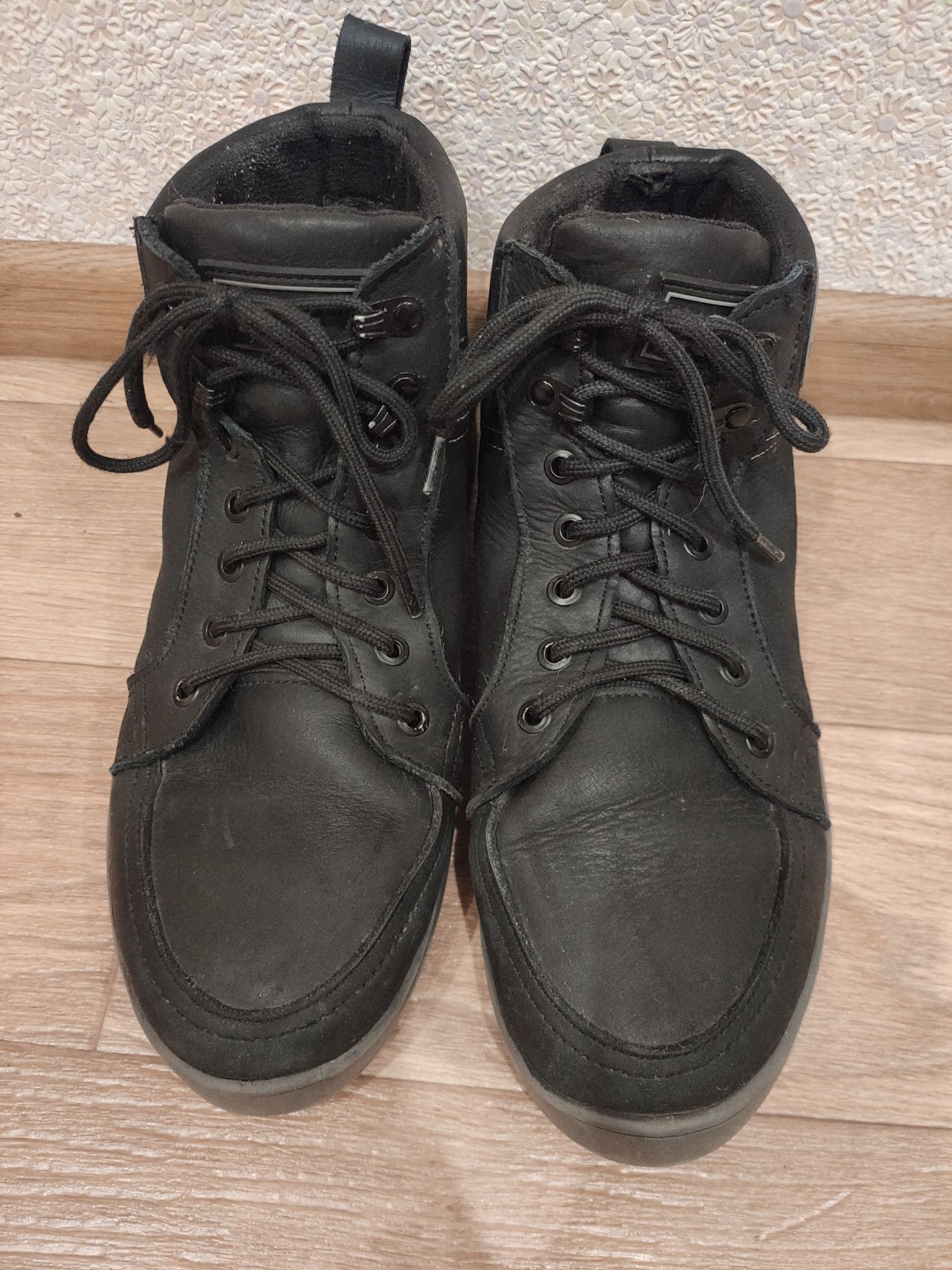 Зимові черевики, ботинки 40 розмір