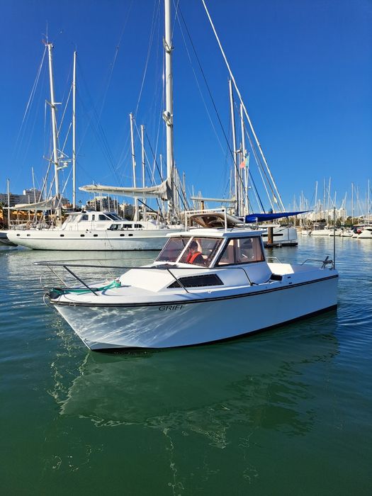 Barco cabinado - Jeanneau Esteou 630