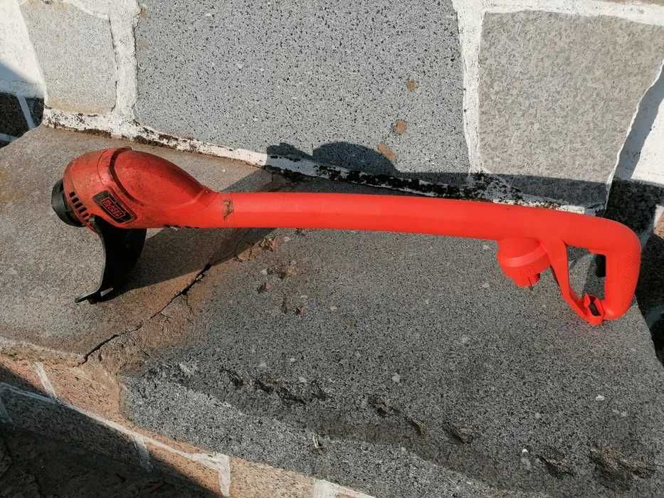 Aparador e Cortador Relva Como novo, Black & Decker usado