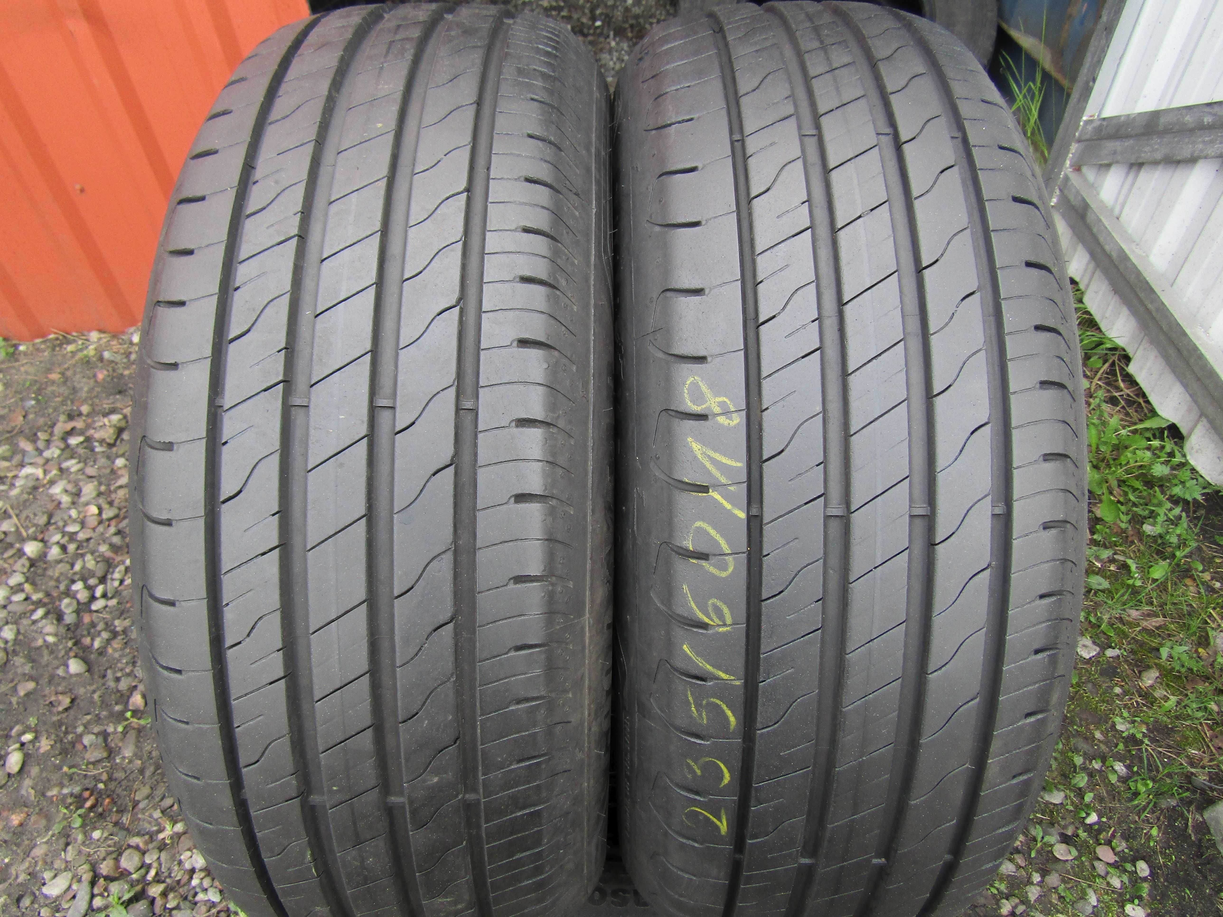 235/60R18 Goodyear Efficient Grip 2 Suv 2szt