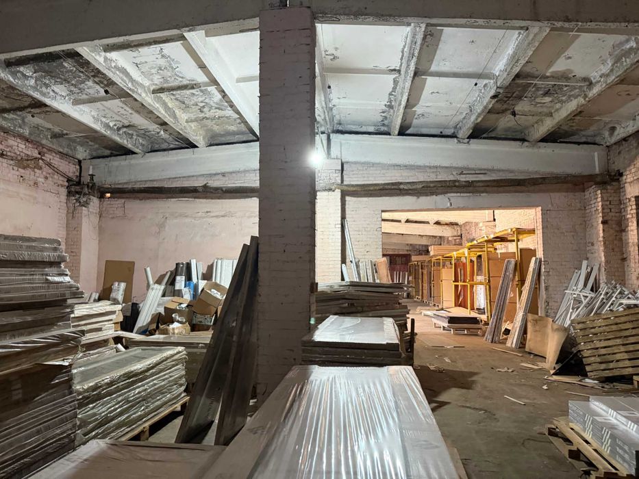 Склад 600 м² з рампою, охороною та відеонаглядом. Вінниця