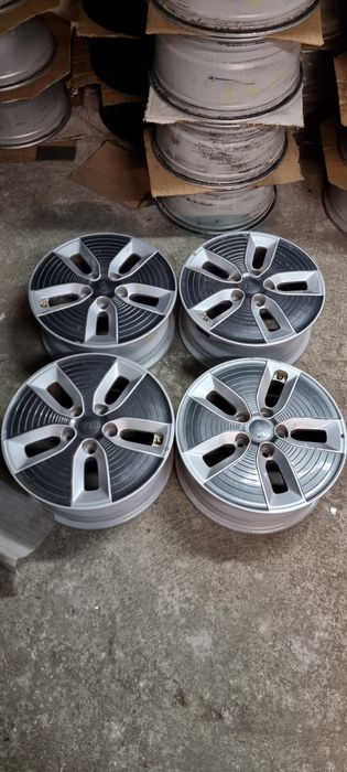 Felgi 5x114,3x16 kia