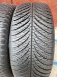 215/50/17 R17 GoodYear Vector4Seasons 4шт ціна за 1шт шини