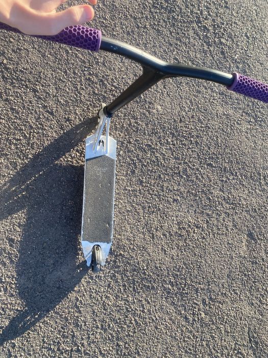 Продам трюковий самокат