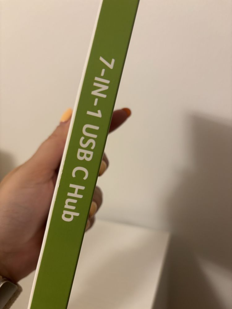 Hub USB-C Acer 7 em 1 | HDMI + USB + Leitor de cartões