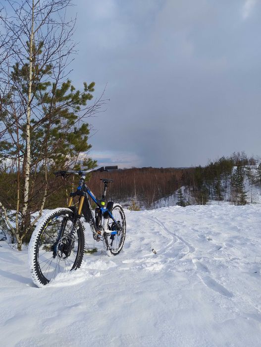 Mondraker Prayer + Fox Kashima Racing 180+Rockshox Vivid Air R2C.