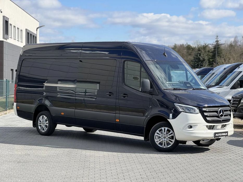 Mercedes-Benz Sprinter  Sprinter Baza pod kampera 319 (190 KM) średni L3H2 SELECT Facelift