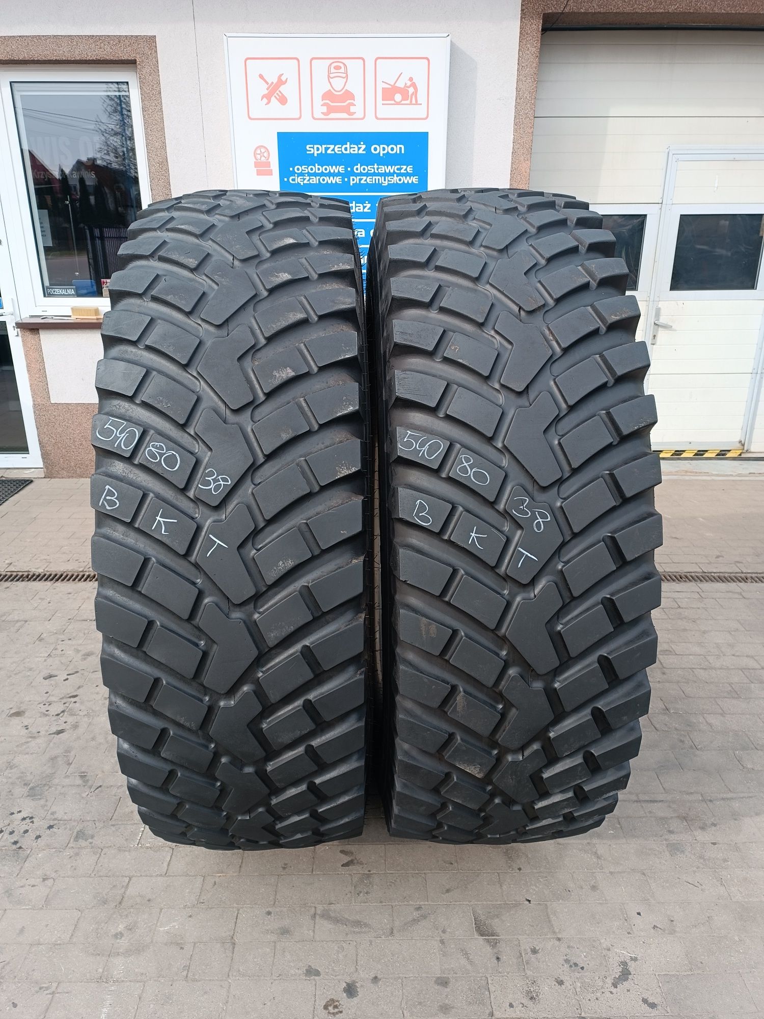 540/80R38 BKT Ride Max IT 696