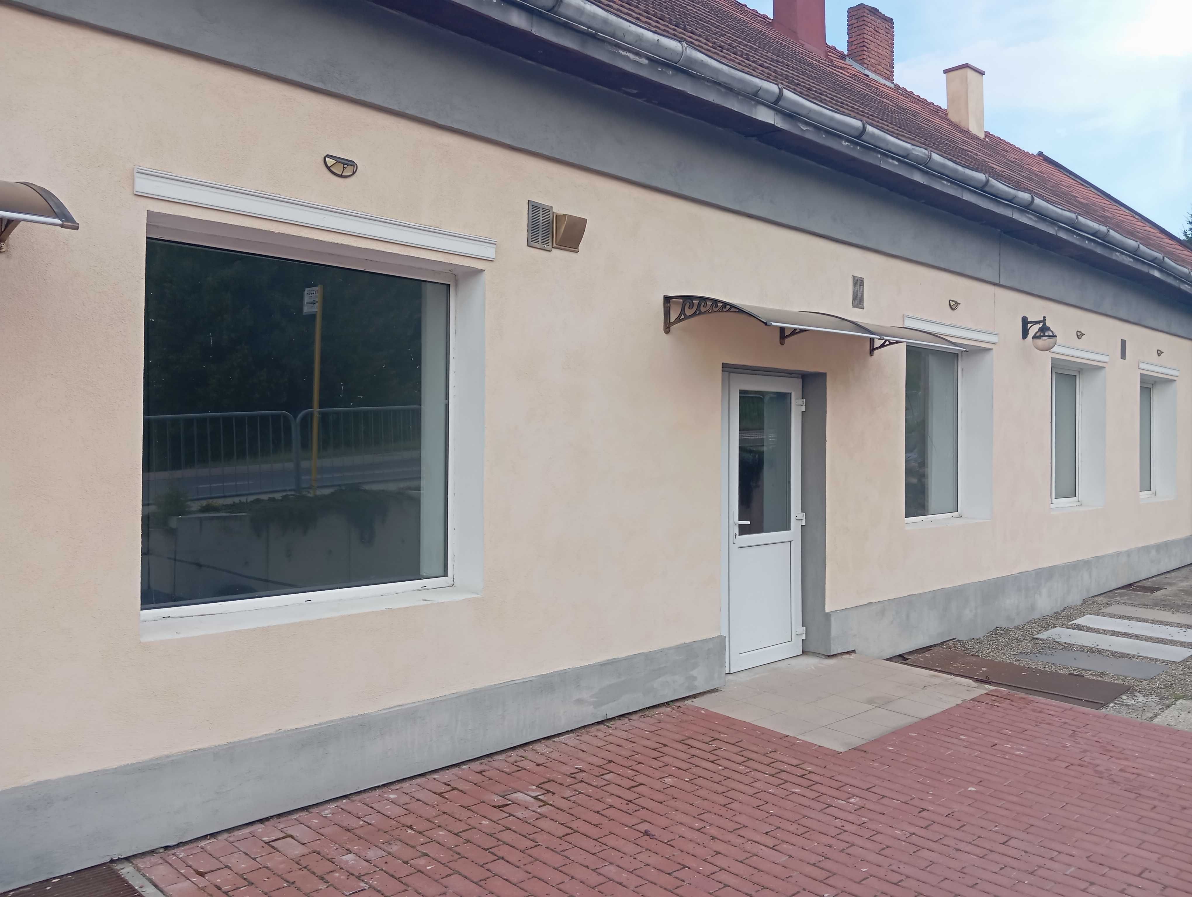 Lokal 40 m2. Doskonała  lokalizacja