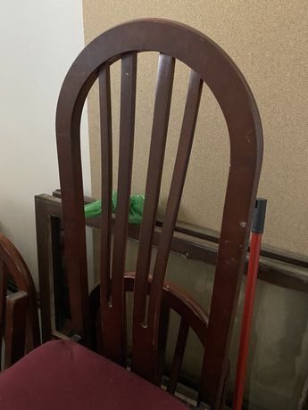 4 Cadeiras de Madeira