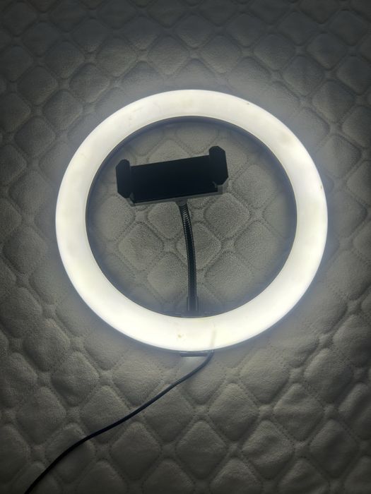Кільцева лампа, з держачем для телефона
