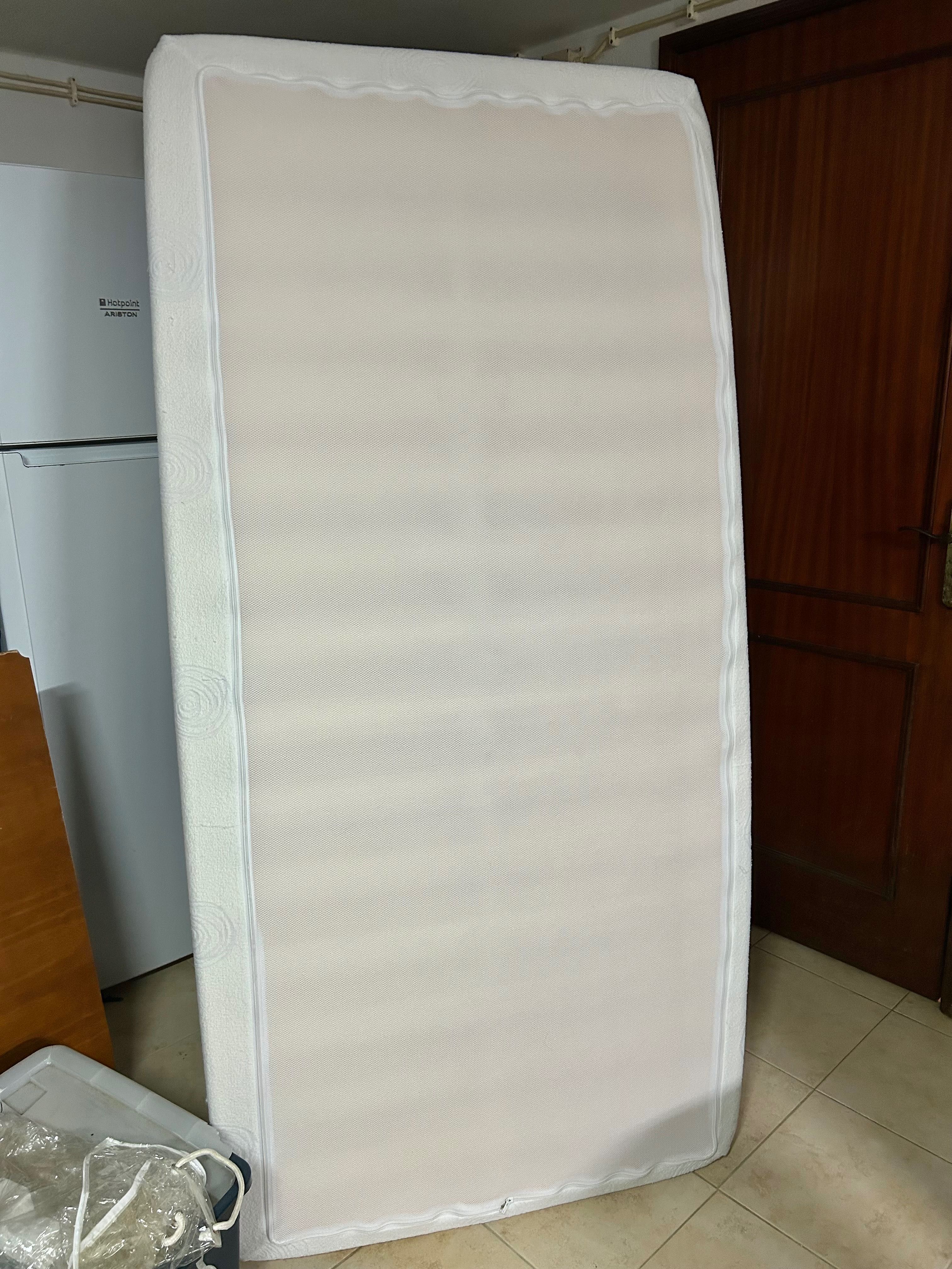 Colchão Viscoelástico Impecável - 190x90cm