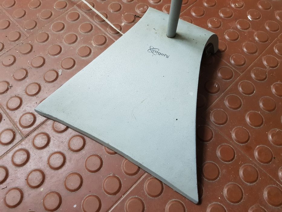 Colunas de home cinema PHILIPS CS600 com suporte Vogel's