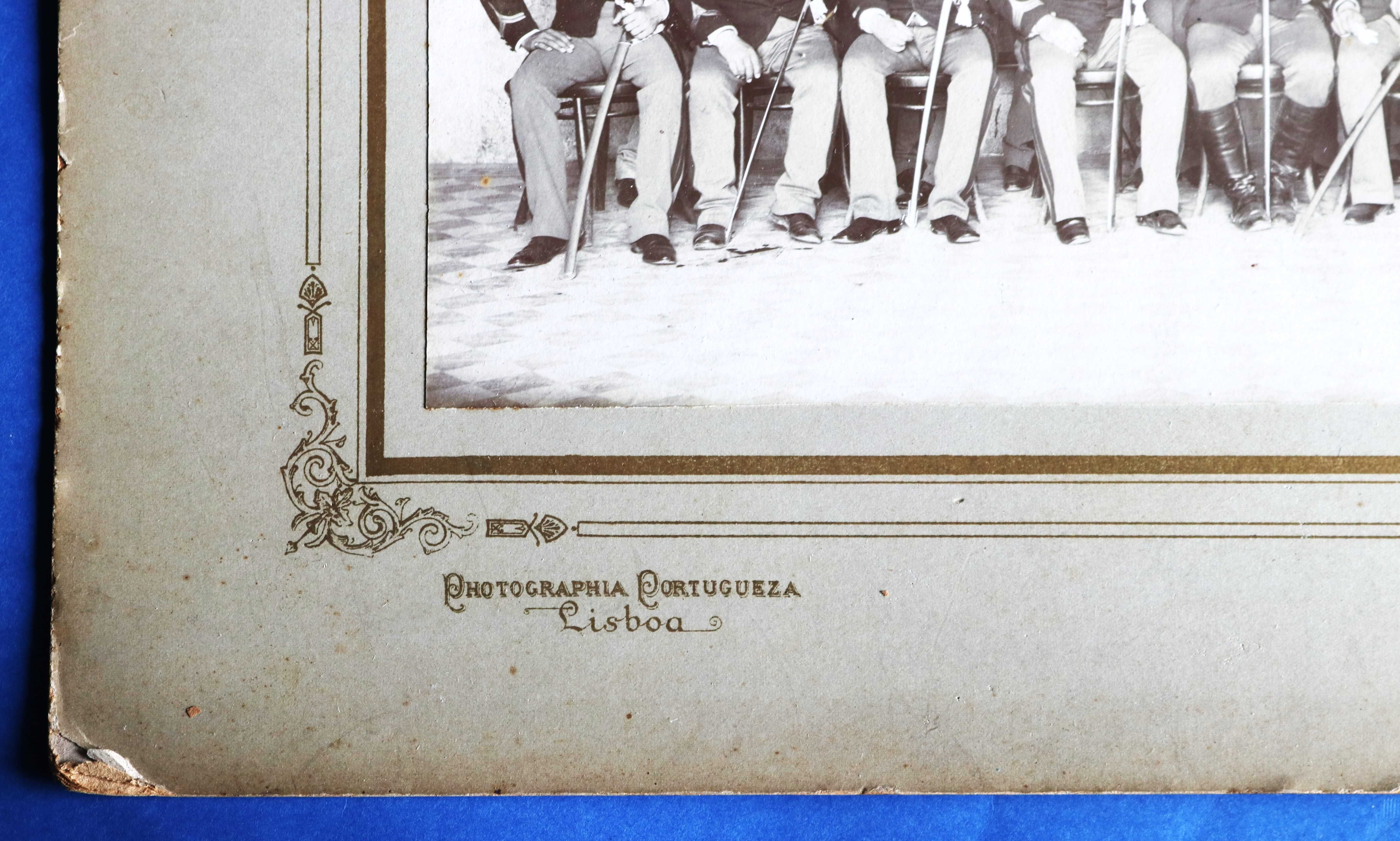 Militares uniformes espadas e armas foto grande José Maria da Silva