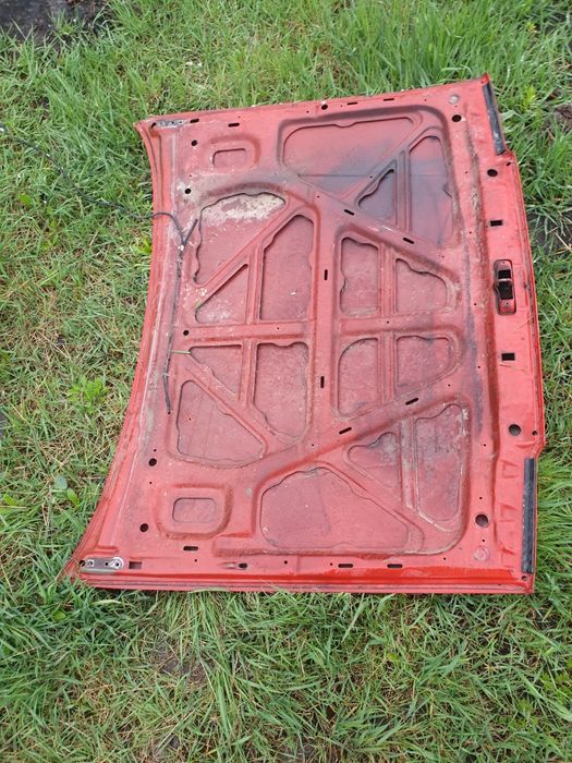 Капот Nissan Sunny N13