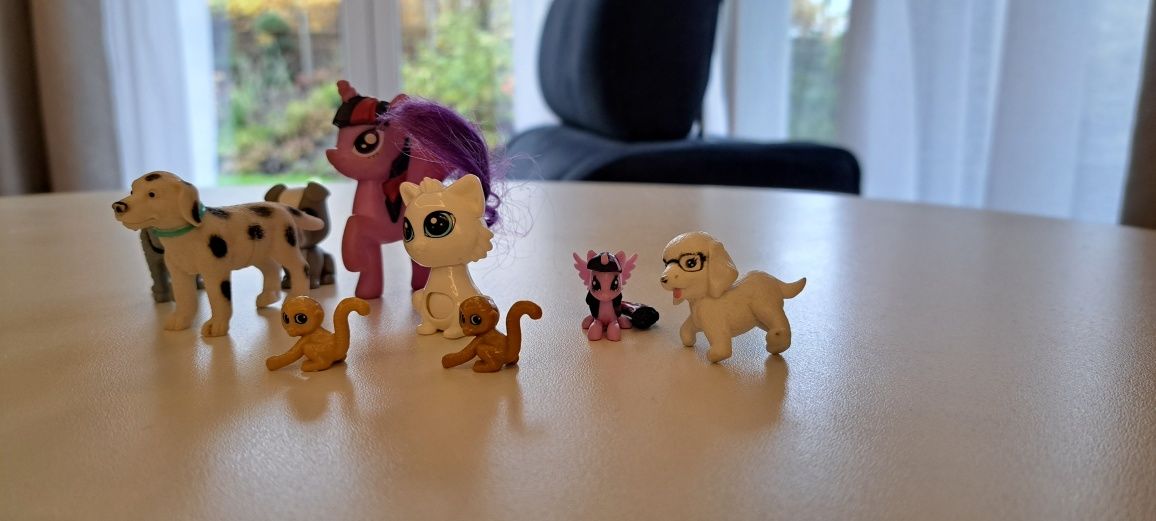 Zestaw figurek - m.in. My Little pony