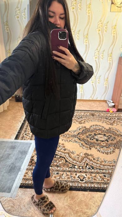 Продам жіночу зимову куртку