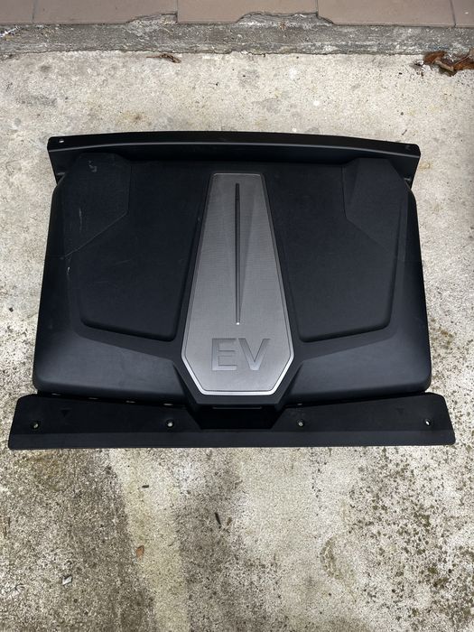 Бардачок під капотом до KIA EV 6