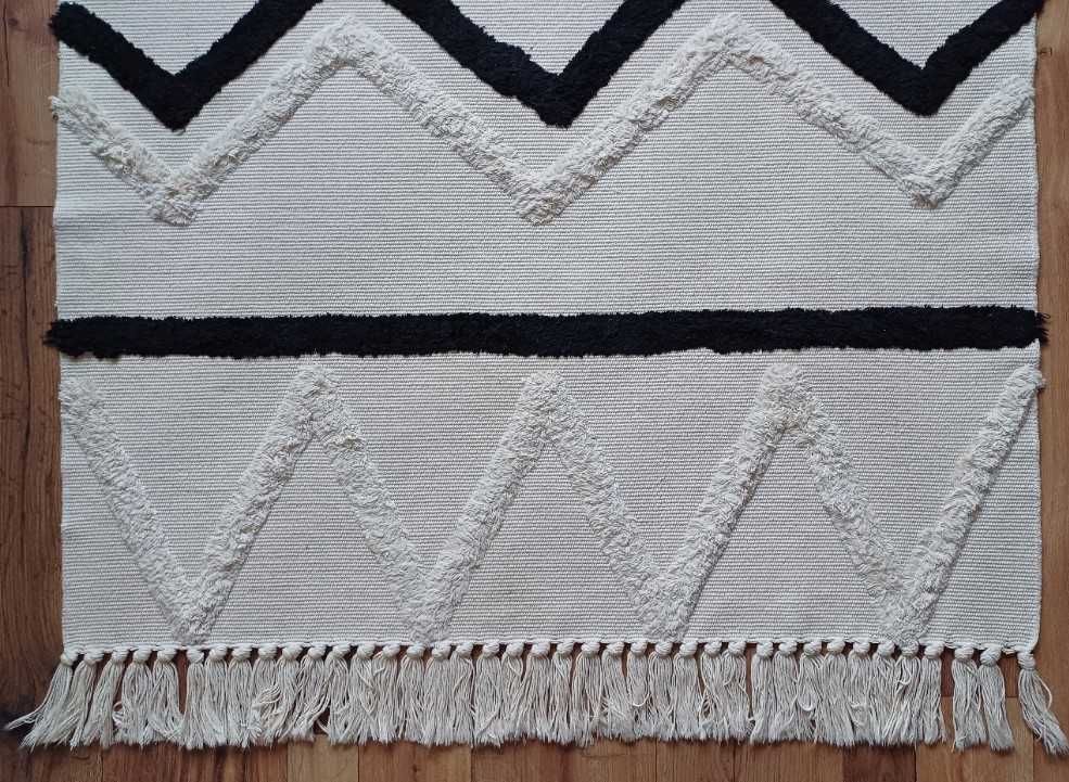 Dywanik z frędzlami MAKRAMA BOHO ETNO 147 x 100 cm
