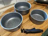 Garnki Russell Hobbs z odpinaną rączką