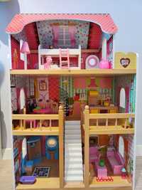 Zabawkowy drewniany domek
