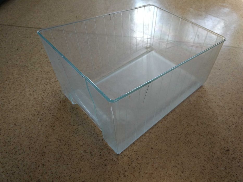 szuflada lodowki siemens bosh electrolux dolna półka pojemnik warzywa