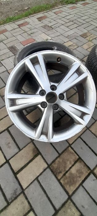 Hankook 205 65 16c в гарному стані з диском от 639 VITO