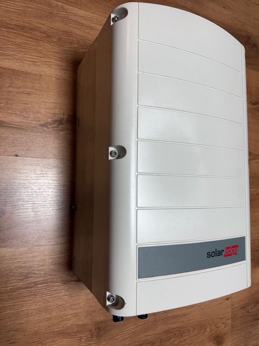 Falownik SolarEdge SE5K-RWB – 5 kW, sprawny, trójfazowy