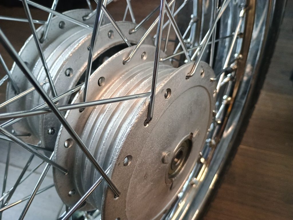 WSK 125 koło koła przód tył kpl 18" po renowacji kpl z oponami