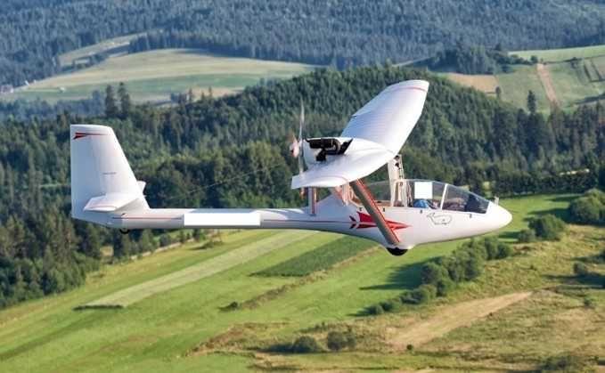 Motoszybowiec Straton D8FV MobyDick [UL MG]