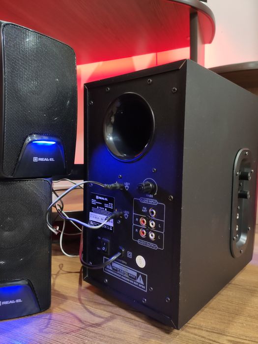 Акустична система 2.1 Real-EL M-570 мультимедіа аудіо колони сабуфер