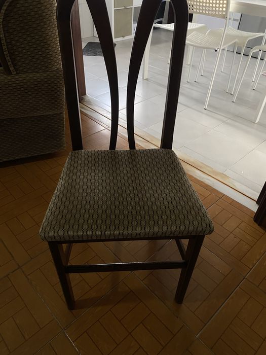 Mesa jantar com cadeiras