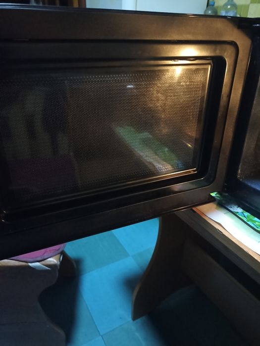 Доставка! Рабочая микроволновка Самсунг