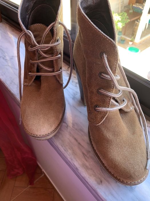 Botins Pele seaside