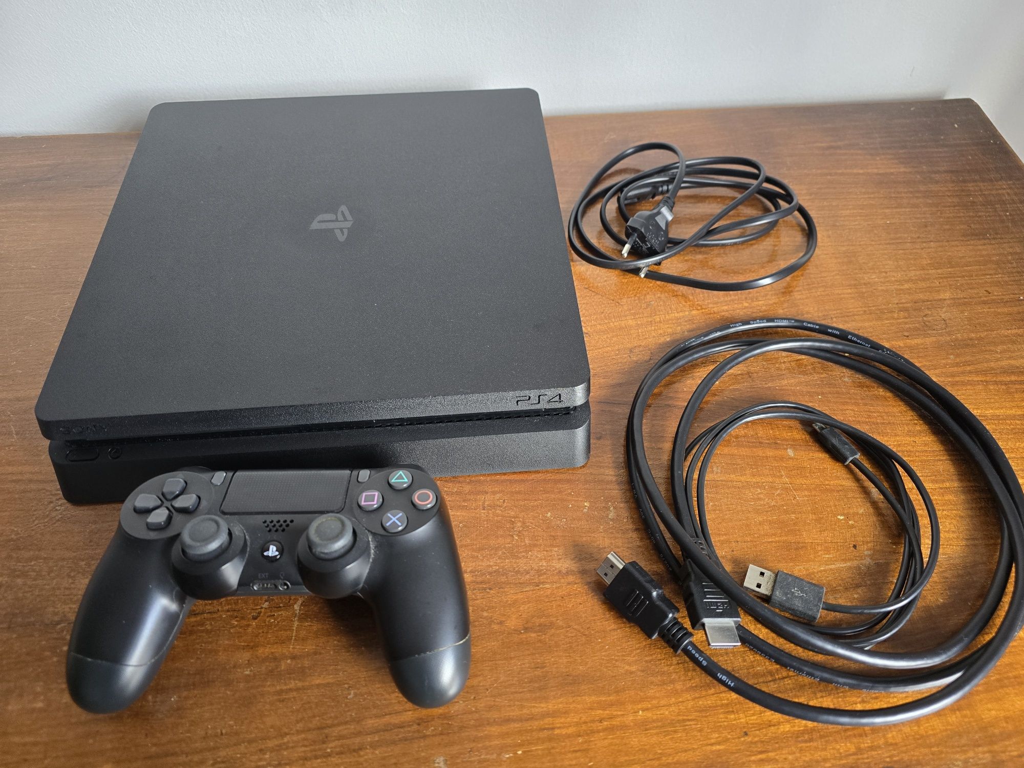 PlayStation 4 Slim 1TB SSD