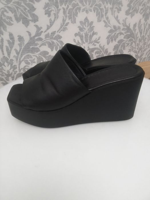 Женские летние шлепанцы