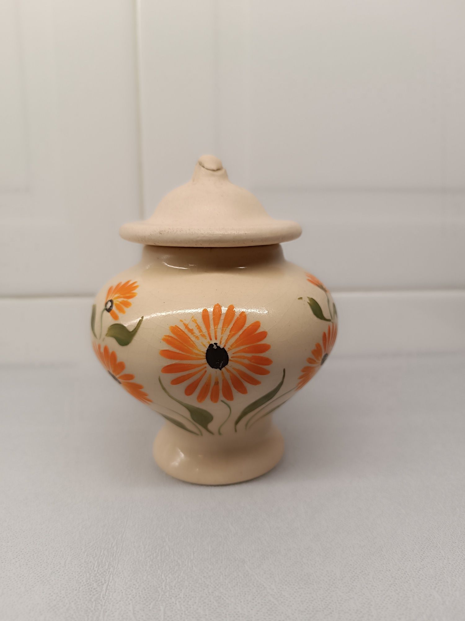 Pote Jarra Porcelana Muito Antiga. Pintado a mão. 13 cm