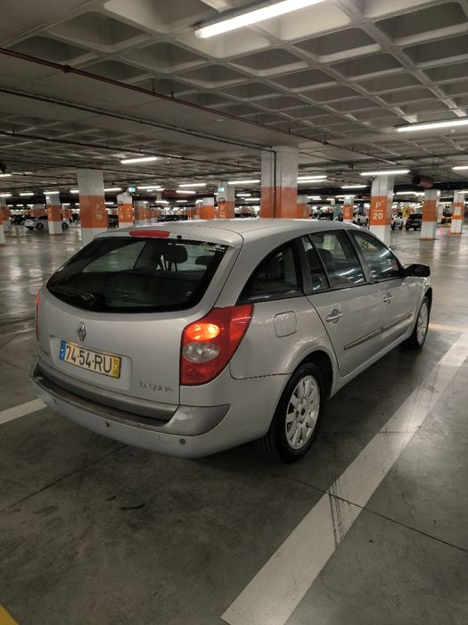 Renault Laguna 1.6 Gasolina 2001 — Impecável!