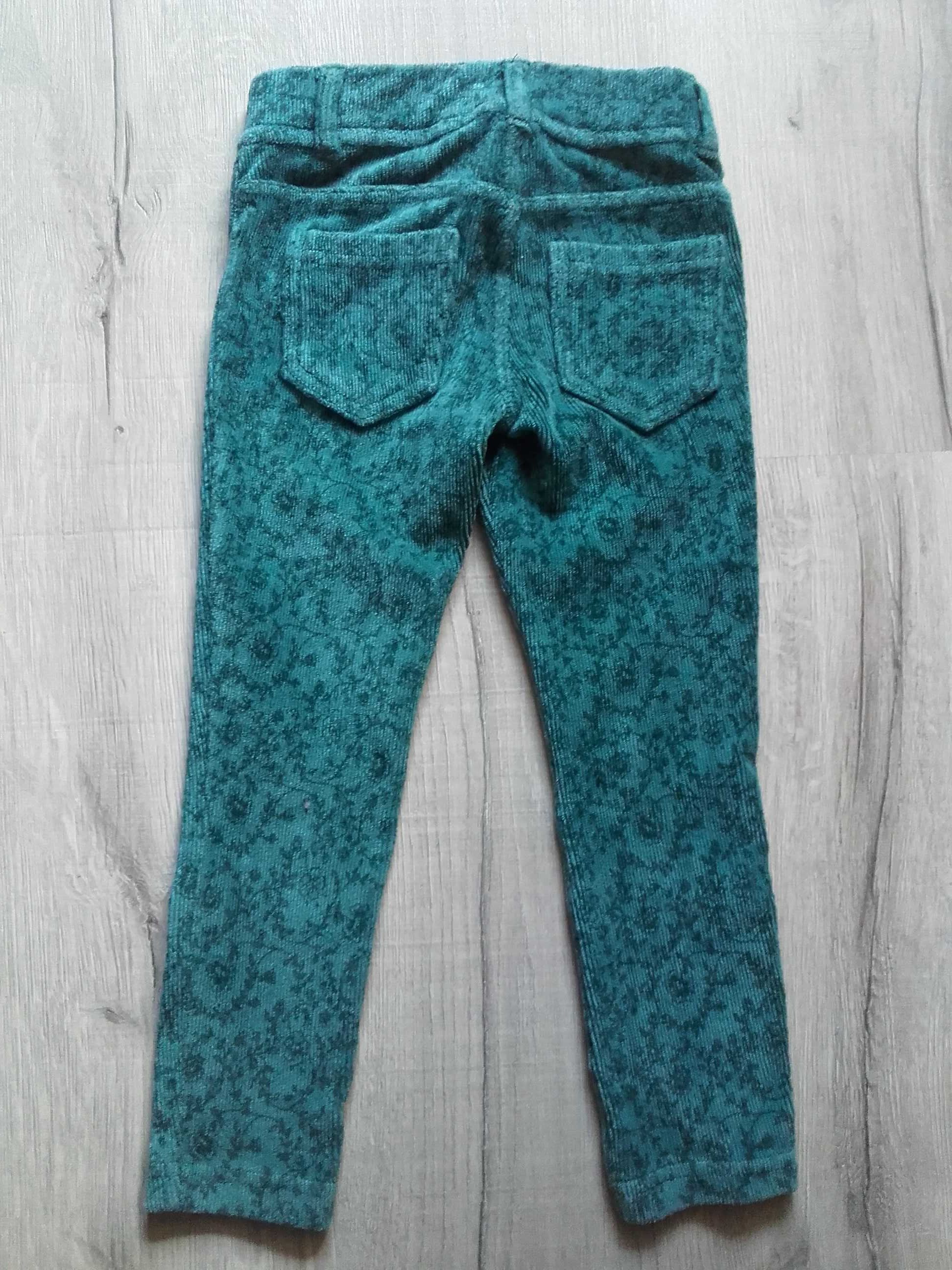 Spodnie/ legginsy BENETTON r. XXS 104 3-4 lata sztruks + bluzka gratis