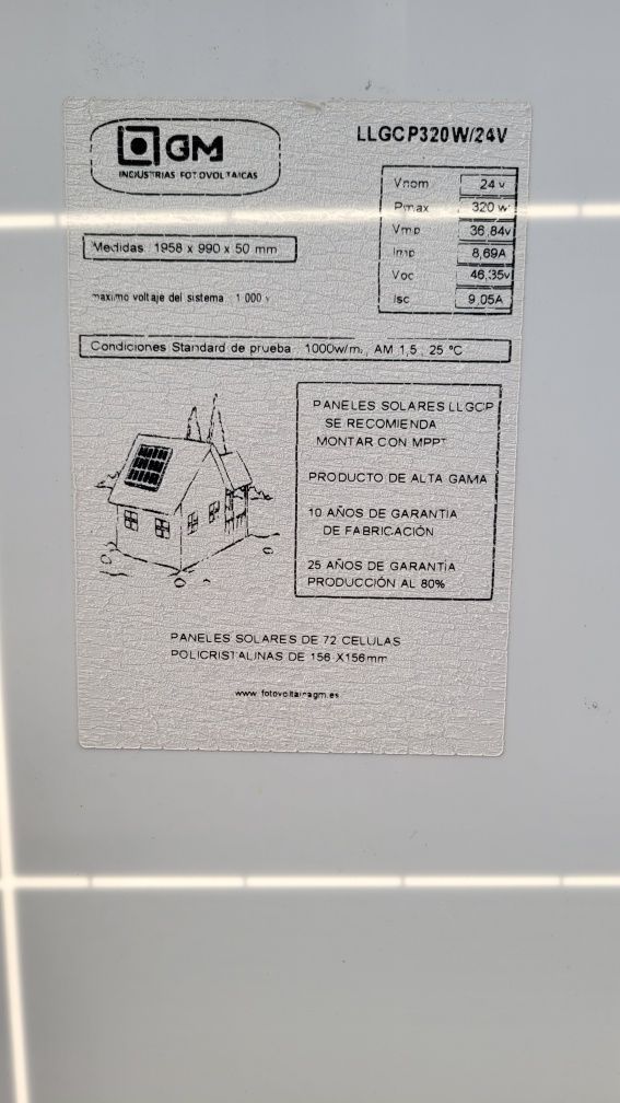 8 Painéis Fotovoltaicos 320W 24V